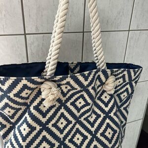 Summer & Rose Blue and White Patterned Tote